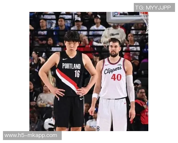 小杨在NBA赛场上体验防守强度与竞争性交学费的成长之路